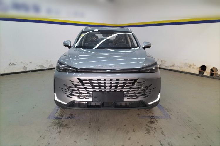 Used BAIC Beijing X7 2023 1.5TD DCT Premium+ Edition Front