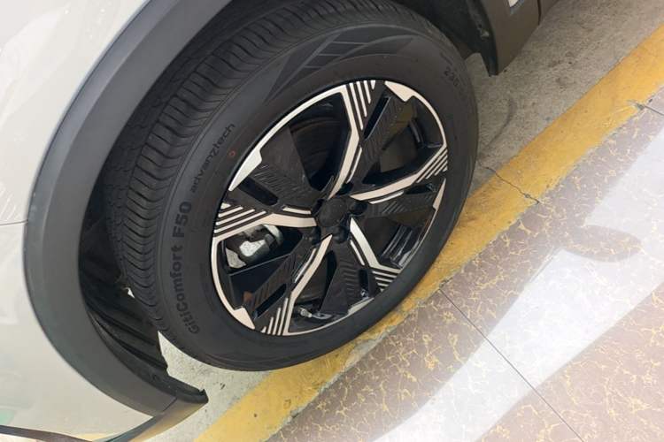 Used BAIC Beijing X7 2023 1.5TD DCT Super Enjoyment+ Version Left Front Wheel Hub