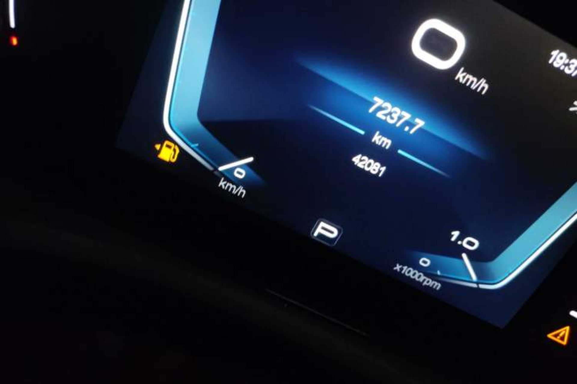 Used BAIC Beijing X7 2023 1.5TD DCT Premium+ Edition Odometer Close Up