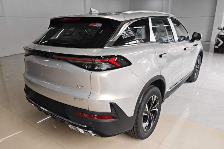 Used BAIC Beijing X7 2023 1.5TD DCT Premium+ Edition Rear Right 45 Deg