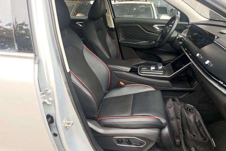 Used BAIC Beijing X7 2023 1.5TD DCT Super Enjoyment+ Version Right Front Seat