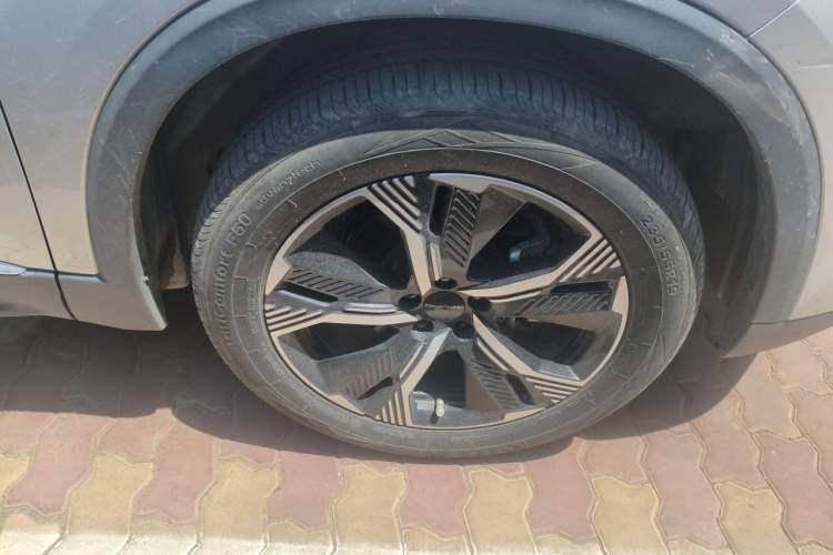 Used BAIC Beijing X7 2023 1.5TD DCT Super Enjoyment+ Version Right Front Wheel Hub