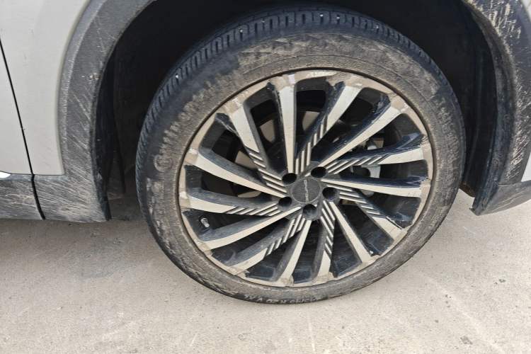 Used BAIC Beijing X7 2023 1.5TD DCT Prestige+ Edition Right Front Wheel Hub