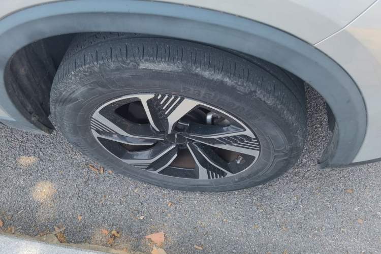 Used BAIC Beijing X7 2023 1.5TD DCT Premium+ Edition Right Front Wheel Hub