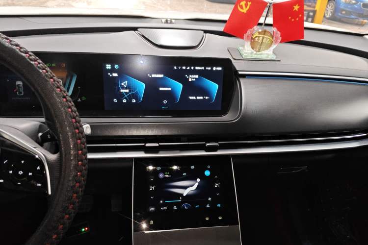 Used BAIC Beijing X7 2023 1.5TD DCT Super Enjoyment+ Version Audio And AC Panel