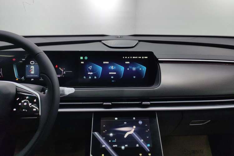 Used BAIC Beijing X7 2023 1.5TD DCT Premium+ Edition Audio And AC Panel