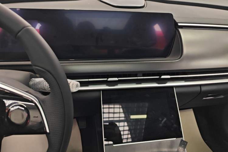 Used BAIC Beijing X7 2023 1.5TD DCT Premium+ Edition Audio And AC Panel