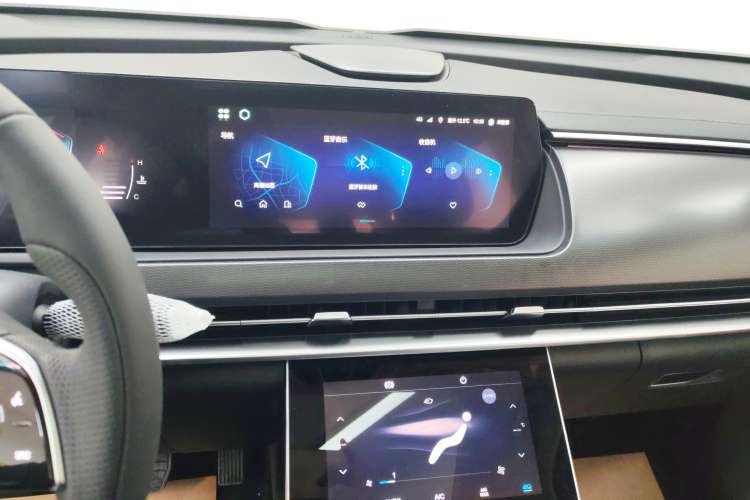 Used BAIC Beijing X7 2023 1.5TD DCT Premium+ Edition Audio And AC Panel