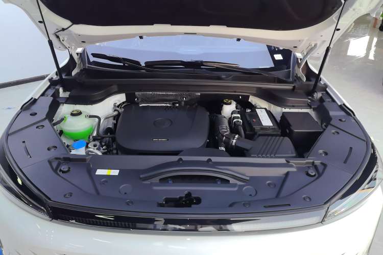 Used BAIC Beijing X7 2023 1.5TD DCT Premium+ Edition Engine Bay