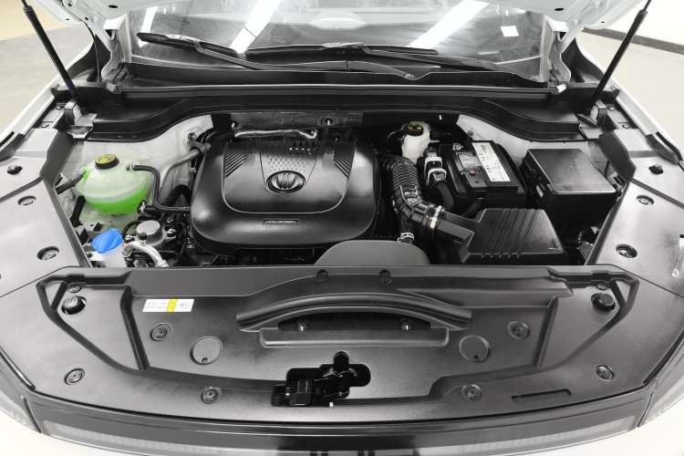 Used BAIC Beijing X7 2023 1.5TD DCT Premium+ Edition Engine Bay