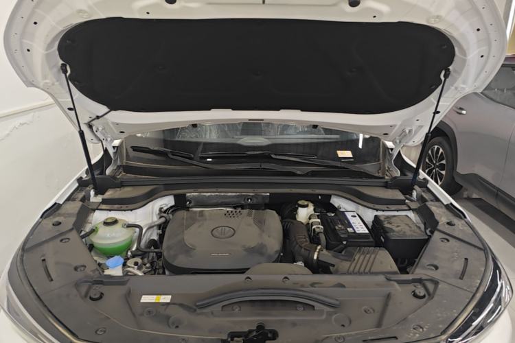 Used BAIC Beijing X7 2023 1.5TD DCT Premium+ Edition Engine Bay