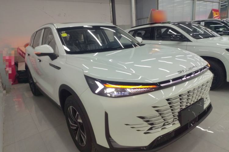 Used BAIC Beijing X7 2023 1.5TD DCT Premium+ Edition Exterior 1