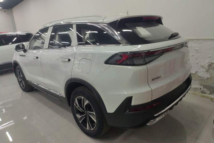 Used BAIC Beijing X7 2023 1.5TD DCT Premium+ Edition Exterior 2