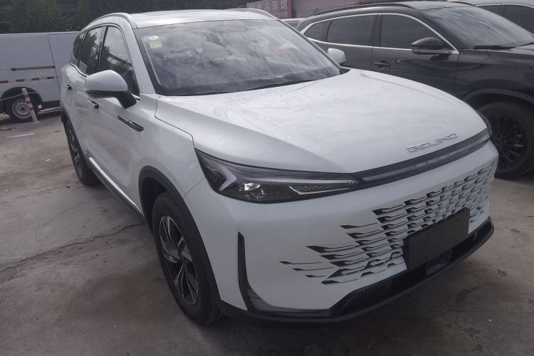 Used BAIC Beijing X7 2023 1.5TD DCT Premium+ Edition Front Right 45 Deg