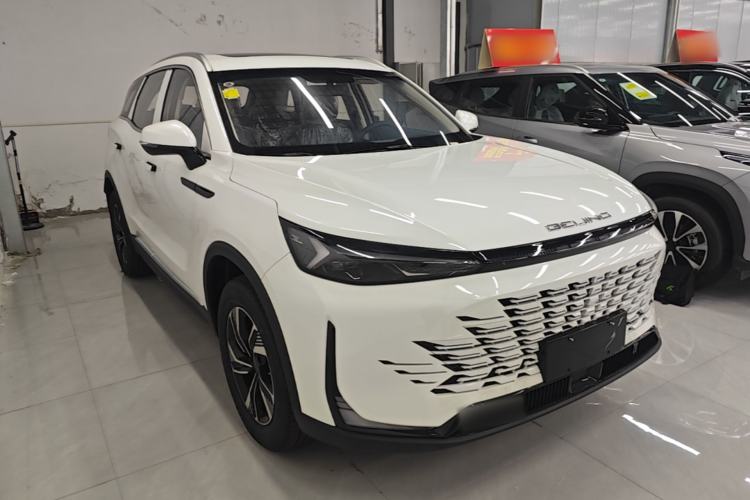 Used BAIC Beijing X7 2023 1.5TD DCT Premium+ Edition Front Right 45 Deg