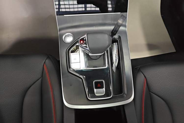 Used BAIC Beijing X7 2023 1.5TD DCT Premium+ Edition Gear Lever