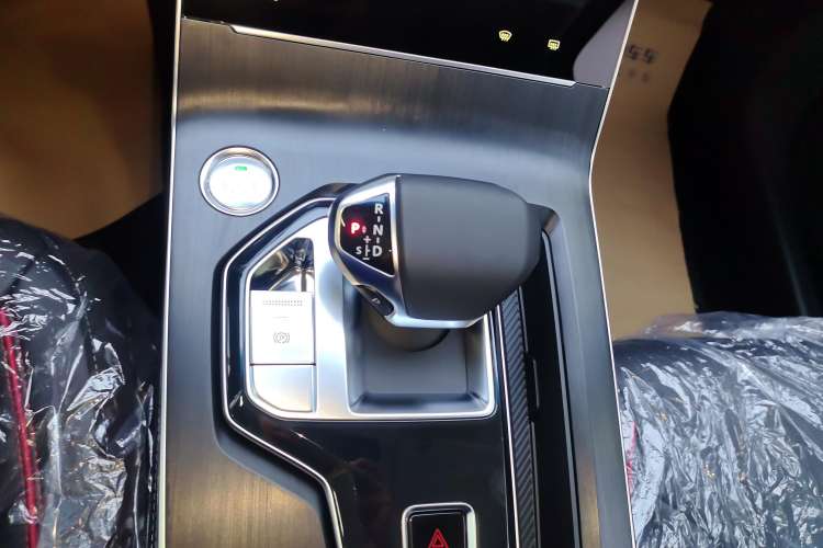 Used BAIC Beijing X7 2023 1.5TD DCT Premium+ Edition Gear Lever