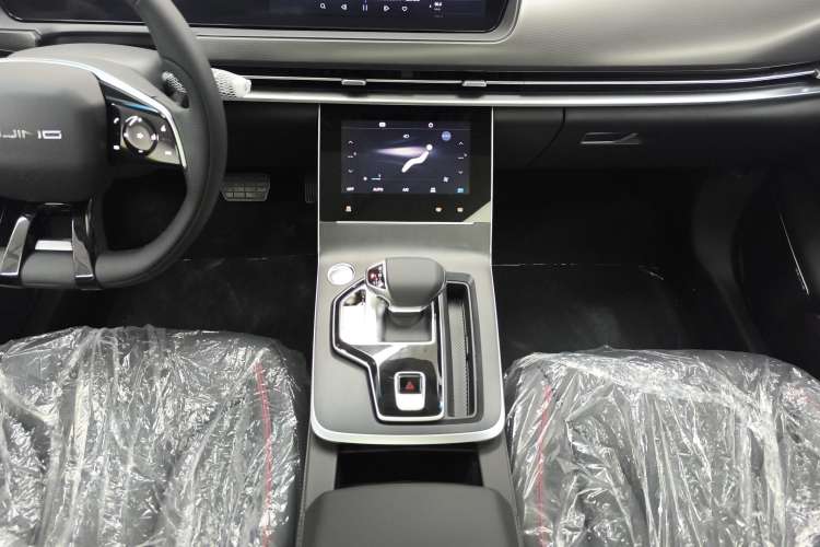 Used BAIC Beijing X7 2023 1.5TD DCT Premium+ Edition Gear Lever