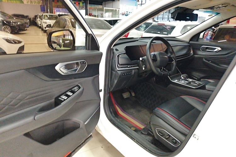 Used BAIC Beijing X7 2023 1.5TD DCT Super Enjoyment+ Version Interior 3