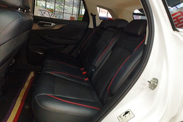 Used BAIC Beijing X7 2023 1.5TD DCT Super Enjoyment+ Version Interior 4