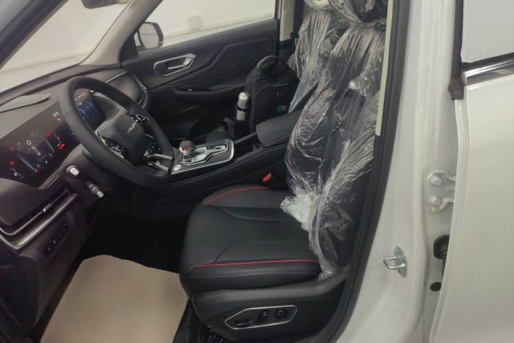 Used BAIC Beijing X7 2023 1.5TD DCT Premium+ Edition Left Front Seat