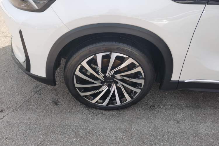 Used BAIC Beijing X7 2023 1.5TD DCT Prestige+ Edition Left Front Wheel Hub