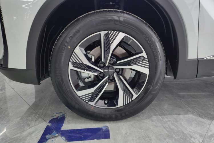 Used BAIC Beijing X7 2023 1.5TD DCT Premium+ Edition Left Rear Wheel Hub