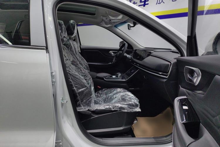 Used BAIC Beijing X7 2023 1.5TD DCT Premium+ Edition Right Front Seat