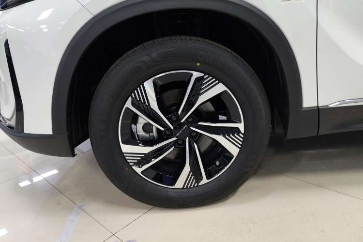 Used BAIC Beijing X7 2023 1.5TD DCT Premium+ Edition Right Front Wheel Hub