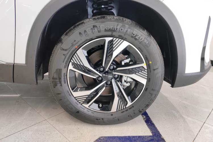 Used BAIC Beijing X7 2023 1.5TD DCT Premium+ Edition Right Front Wheel Hub