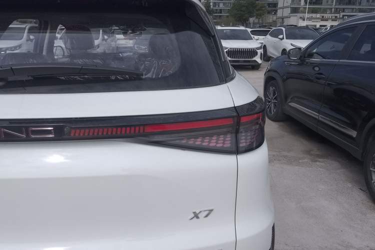 Used BAIC Beijing X7 2023 1.5TD DCT Premium+ Edition Right Rear Taillight