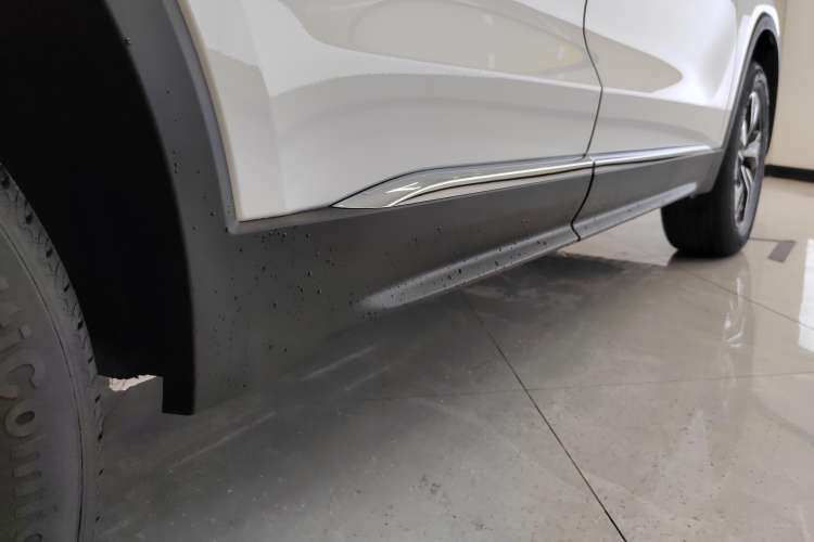 Used BAIC Beijing X7 2023 1.5TD DCT Premium+ Edition Right Side Sill