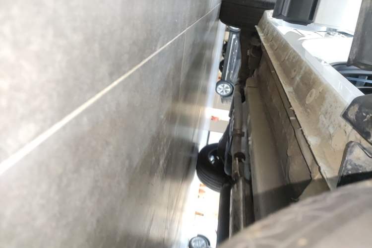 Used BAIC Beijing X7 2023 1.5TD DCT Premium+ Edition Right Side Sill