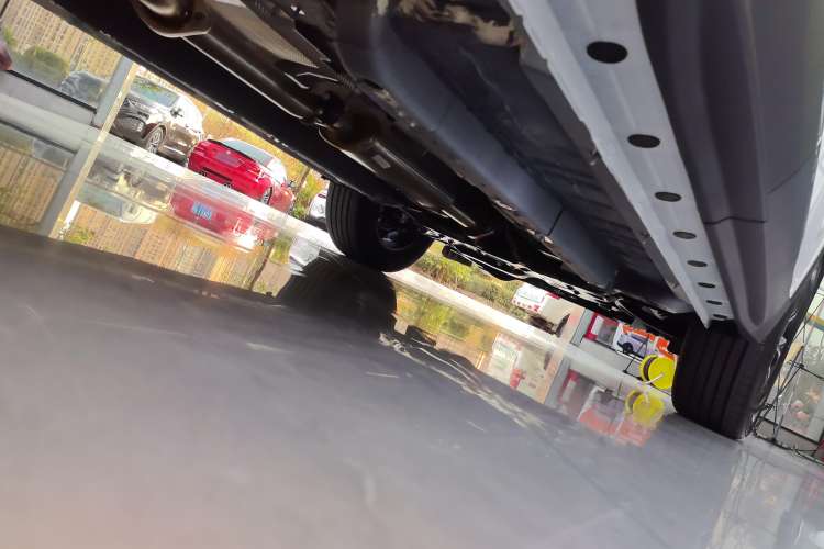 Used BAIC Beijing X7 2023 1.5TD DCT Premium+ Edition Right Side Sill