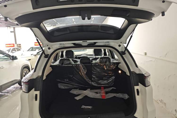 Used BAIC Beijing X7 2023 1.5TD DCT Premium+ Edition Trunk
