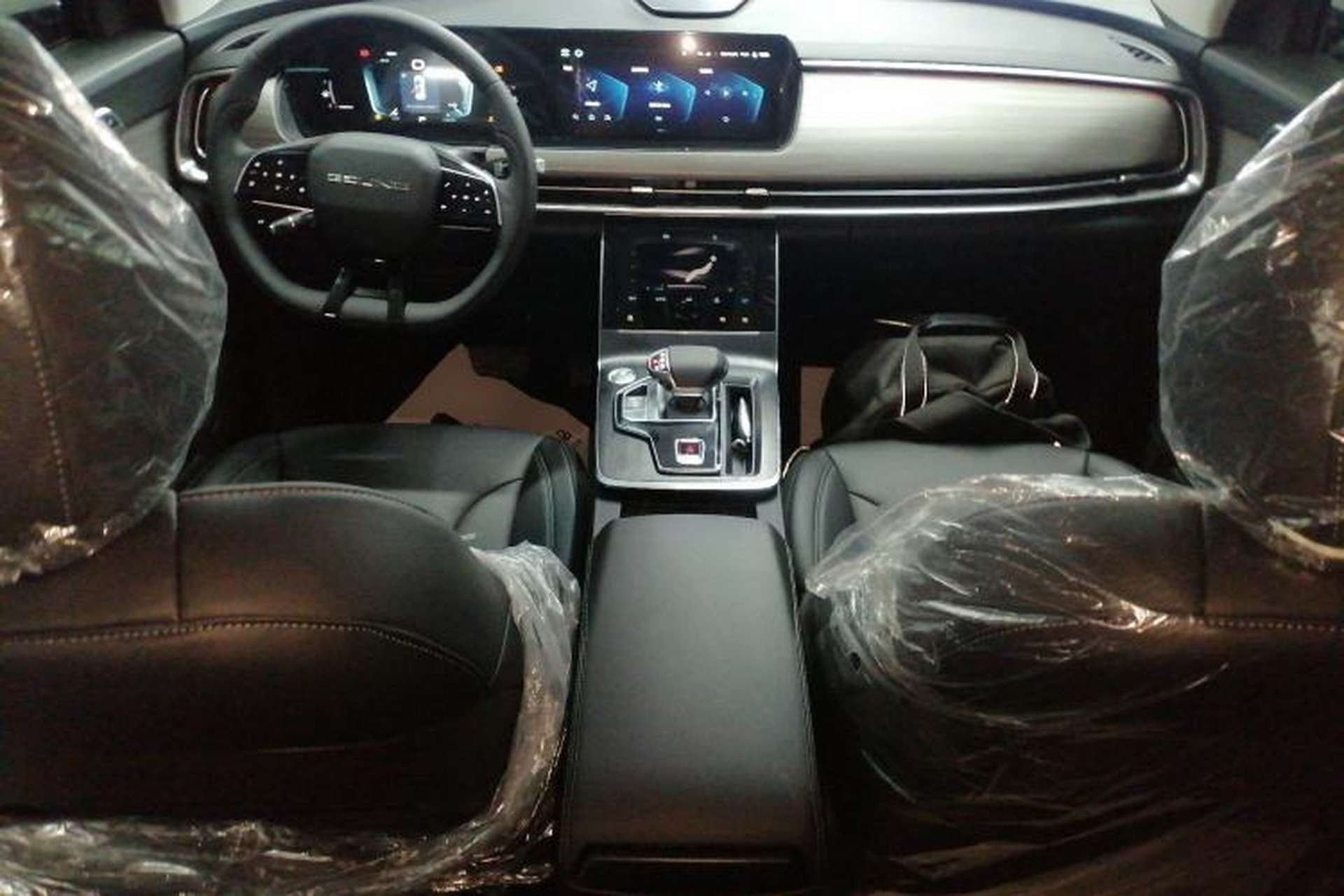 Used BAIC Beijing X7 2025 Model 1.5TD DCT Enjoyment Edition Center Console