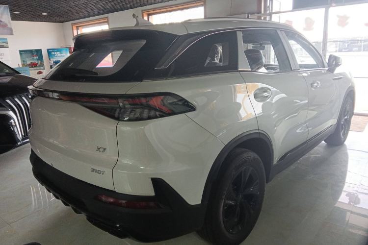 Used BAIC Beijing X7 2025 Model 1.5TD DCT Enjoyment Edition Exterior 3