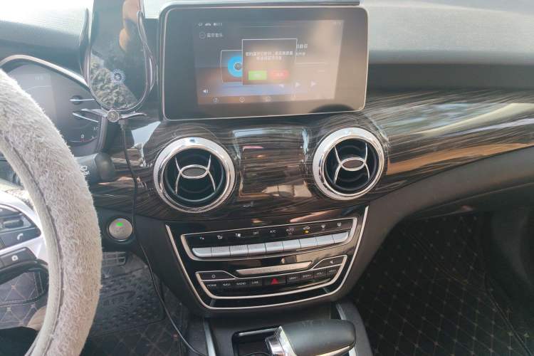 Used BAIC Changhe A6 2018 1.5L CVT Luxury Edition Audio And AC Panel