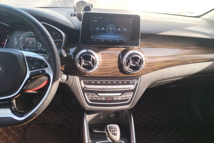 Used BAIC Changhe A6 2018 1.5L Manual Luxury Edition Audio And AC Panel