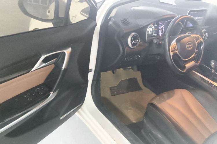Used BAIC Changhe A6 2018 1.5L Manual Luxury Edition Driver Seat