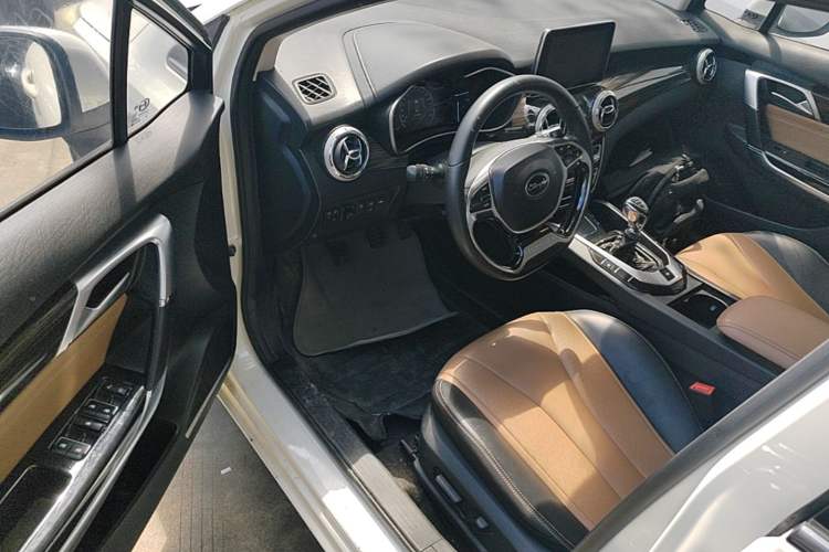 Used BAIC Changhe A6 2018 1.5L Manual Prestige Edition Driver Seat