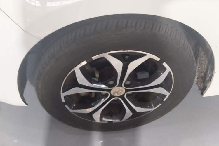 Used BAIC Changhe A6 2018 1.5L Manual Luxury Edition Exterior 4