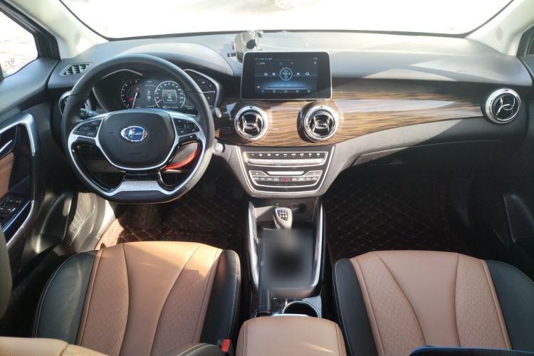 Used BAIC Changhe A6 2018 1.5L Manual Luxury Edition Interior 2
