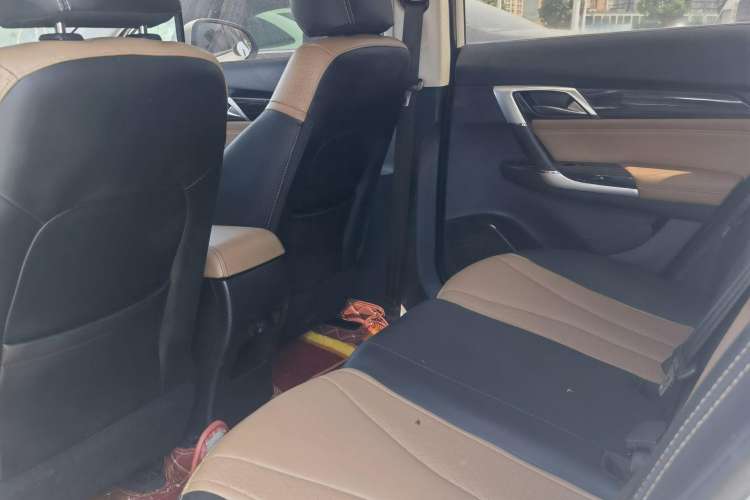 Used BAIC Changhe A6 2018 1.5L Manual Luxury Edition Interior 3