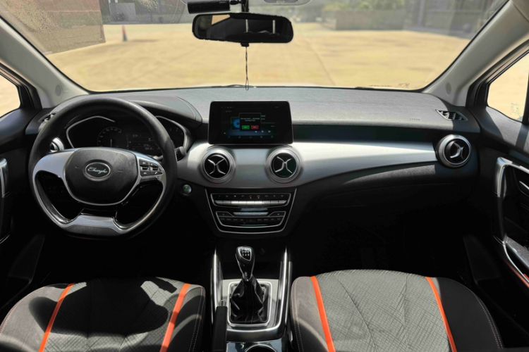 Used BAIC Changhe A6 2018 1.5L Manual Elite Edition Interior 3