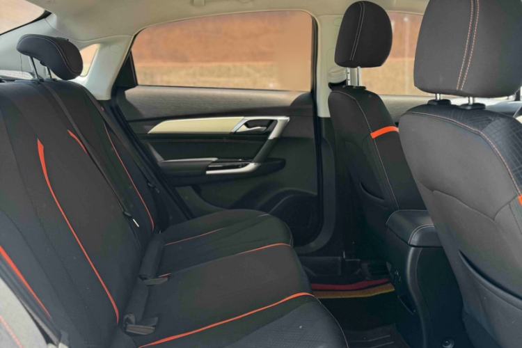 Used BAIC Changhe A6 2018 1.5L Manual Elite Edition Interior 4