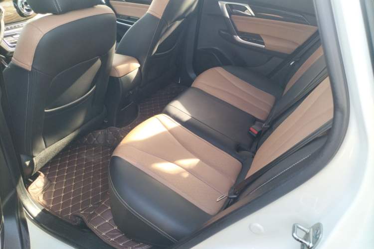Used BAIC Changhe A6 2018 1.5L Manual Luxury Edition Interior 4