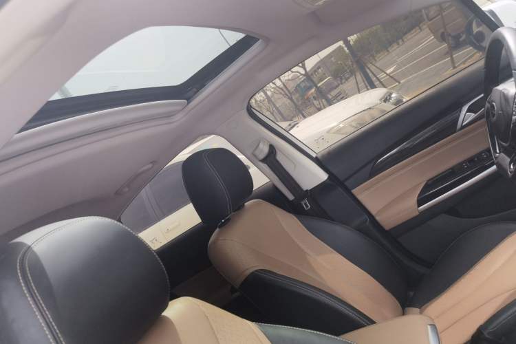 Used BAIC Changhe A6 2018 1.5L Manual Luxury Edition Interior 5