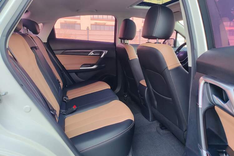Used BAIC Changhe A6 2018 1.5L CVT Luxury Edition Interior 7
