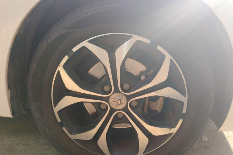 Used BAIC Changhe A6 2018 1.5L CVT Luxury Edition Right Front Wheel Hub